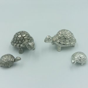 Tortue en étain
